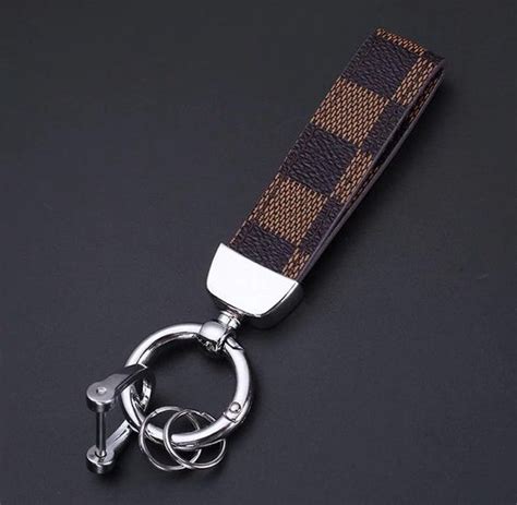 louis vuitton sleutelhanger te koop|≥ Vind sleutelhanger louis vuitton op Marktplaats .